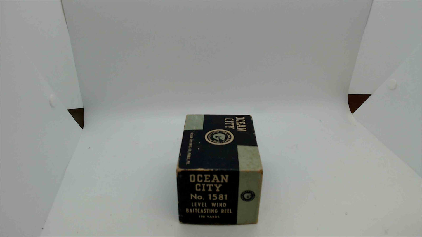 Vintage Ocean City No. 1581 Level Wind Baitcasting Reel – 100 Yards – In Original Box