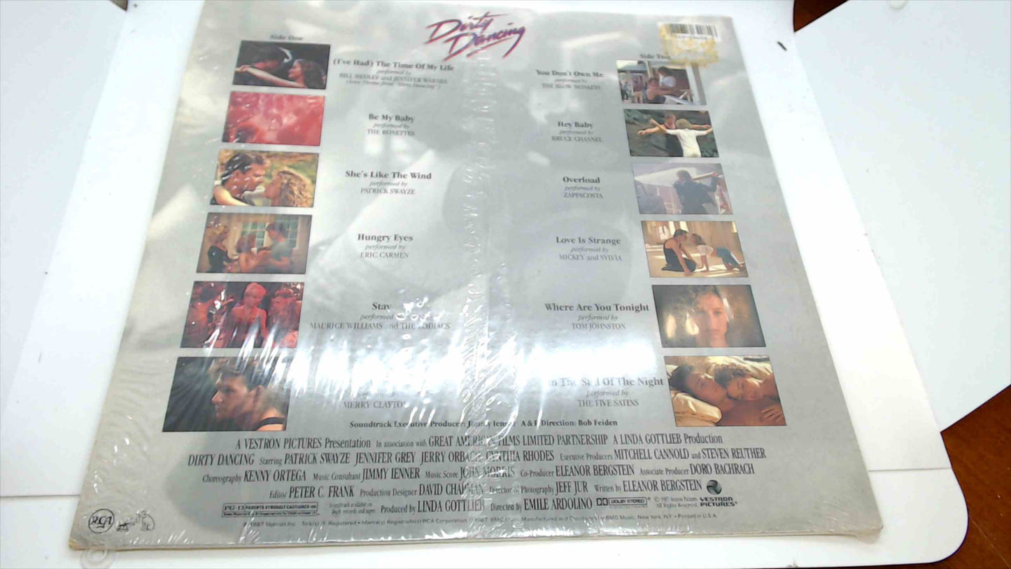 Dirty Dancing Original Soundtrack Vinyl LP - Excellent Like New Condition (1987 RCA Release)