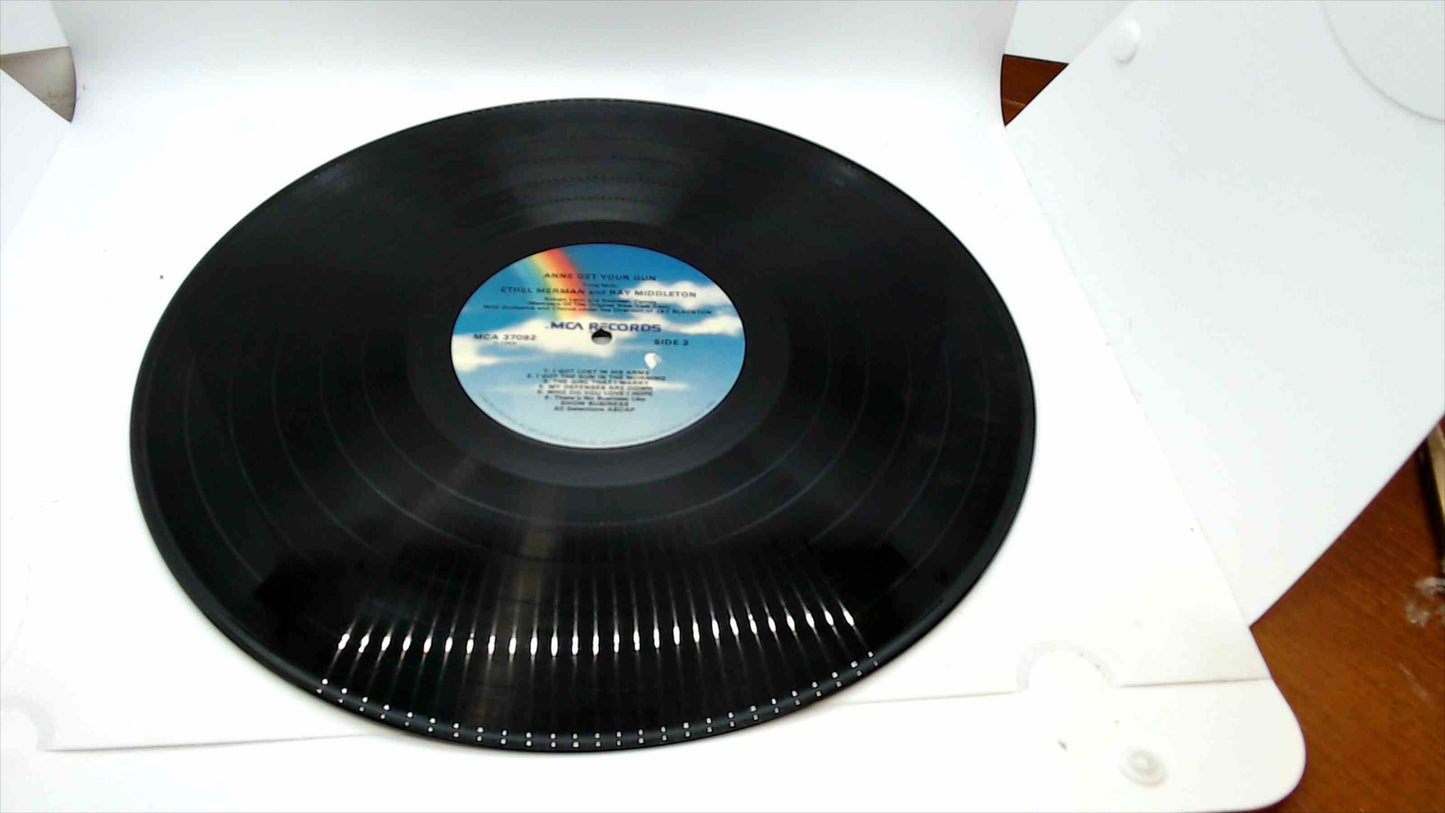 Annie Get Your Gun – Original Broadway Cast LP – Ethel Merman, Irving Berlin – MCA Records, w/ Sleeve and Jacket