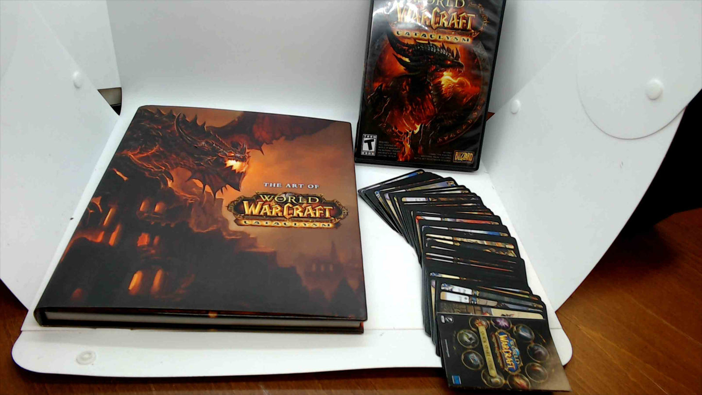 World of Warcraft: Cataclysm Collector’s Edition – Art Book, Game Disc, TCG Cards – No Usable Key