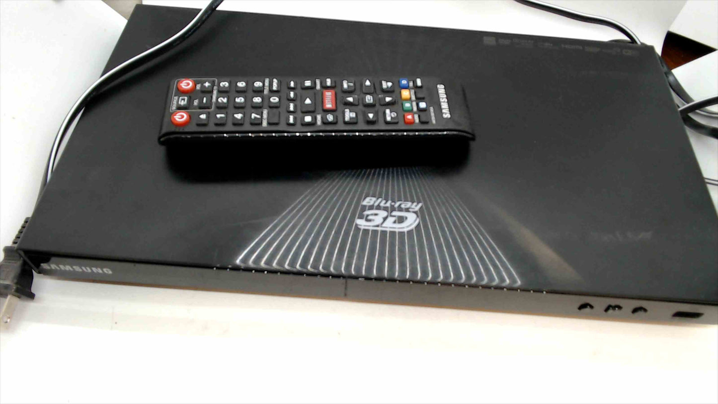 Samsung BD-E5900 3D Blu-Ray Player with Remote – Wi-Fi, Smart Apps