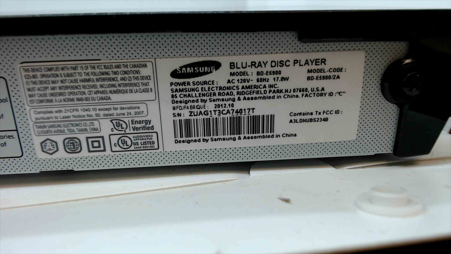 Samsung BD-E5900 3D Blu-Ray Player with Remote – Wi-Fi, Smart Apps