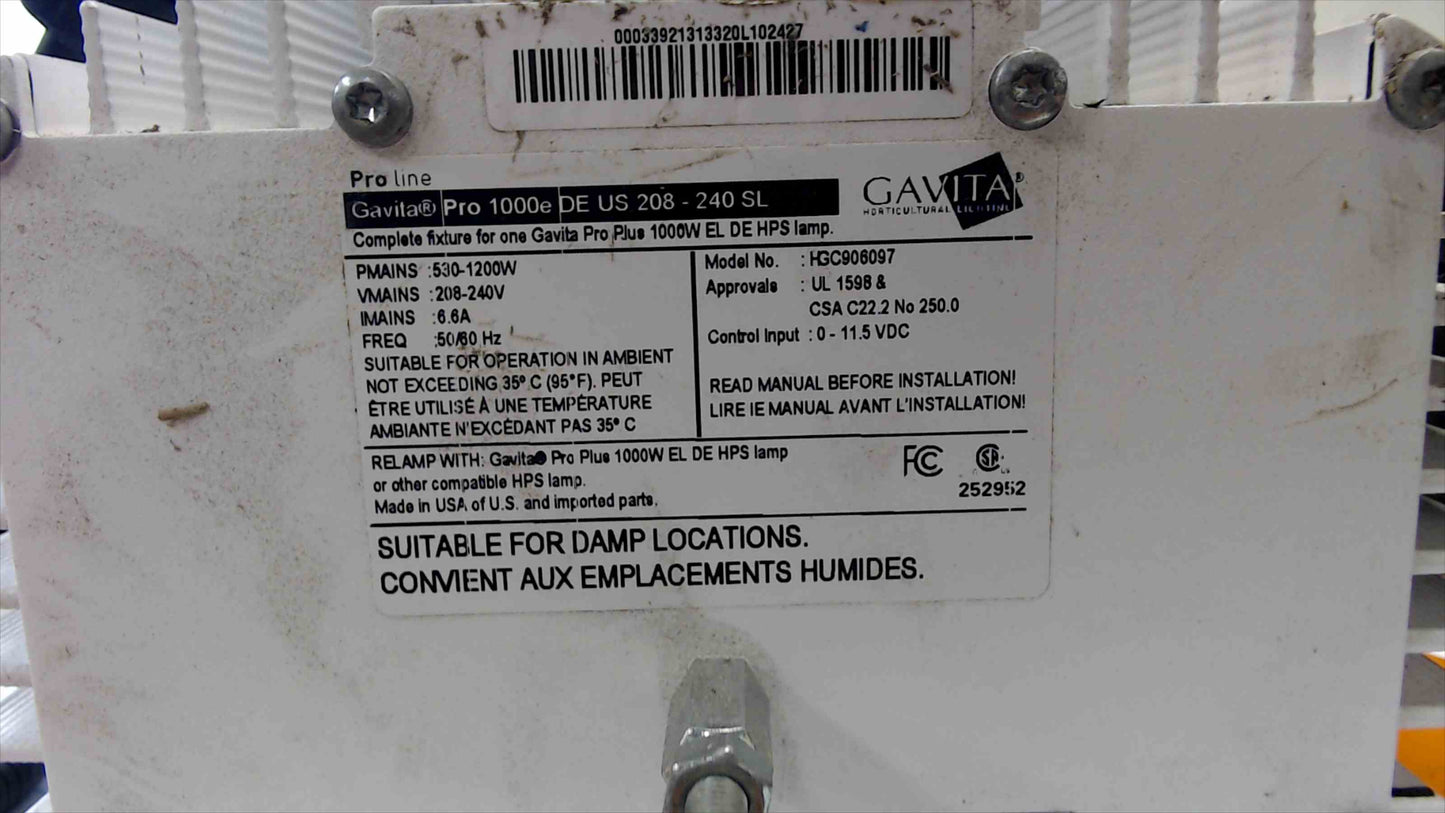 Gavita Pro 1000e DE US 208–240 SL Complete Fixture w/ Reflector & DE HPS Lamp – HGC906097 – Used