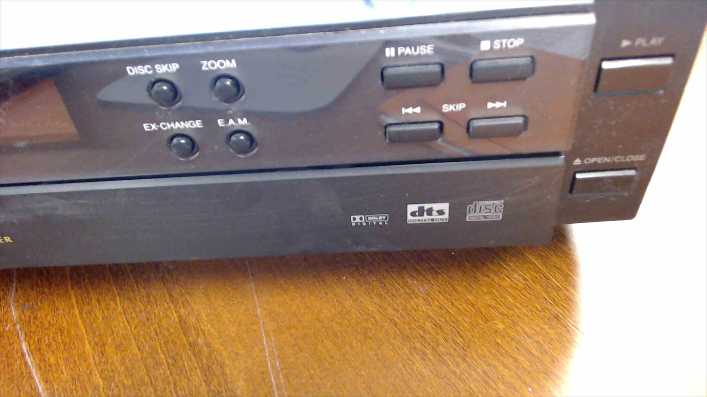 Toshiba SD-K615 5-Disc DVD/CD Carousel Player – Dolby Digital/DTS