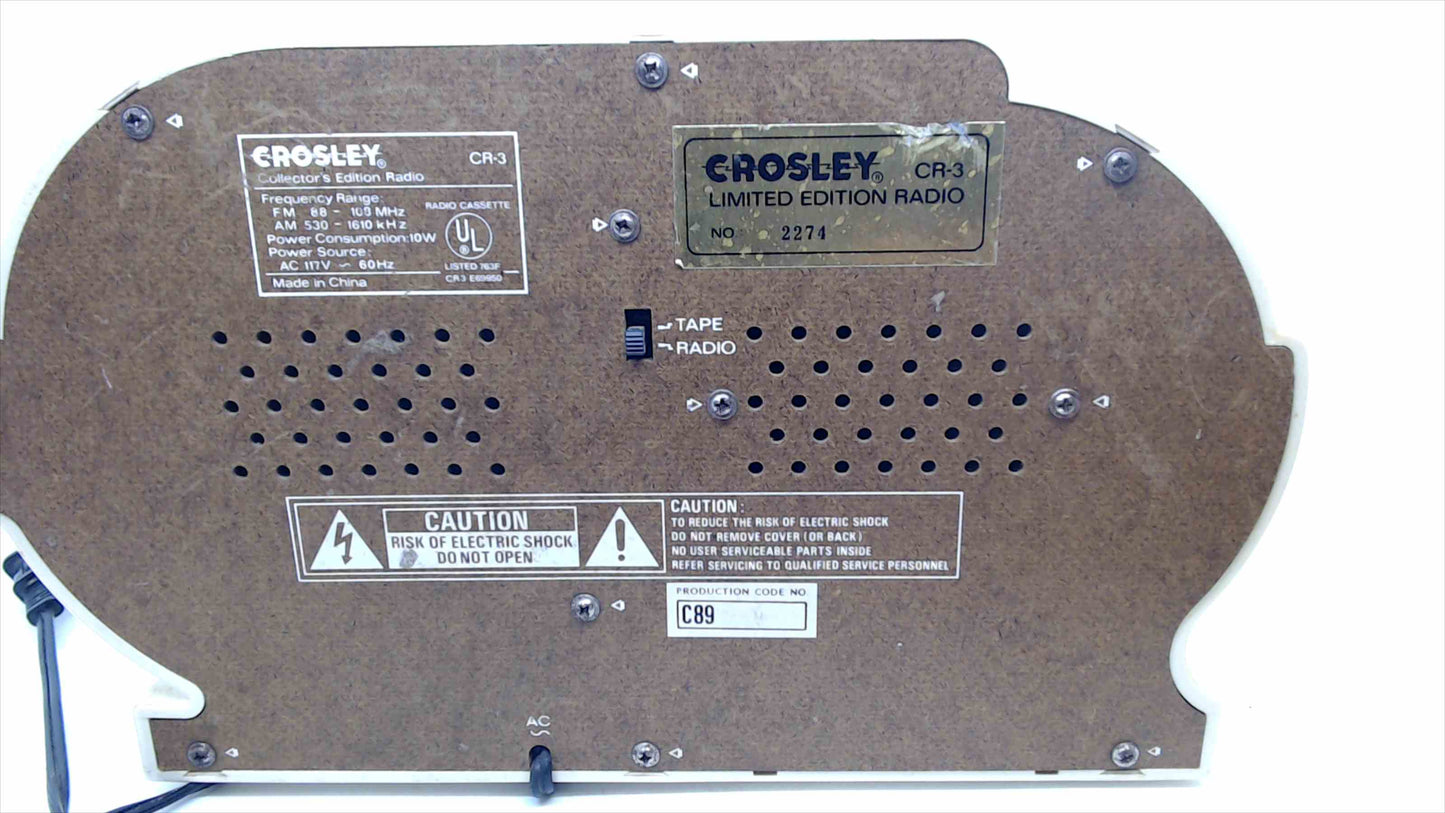Crosley CR-3 “Collector’s/Limited Edition” AM/FM Radio & Cassette – Cream – AM Works, FM Not Working