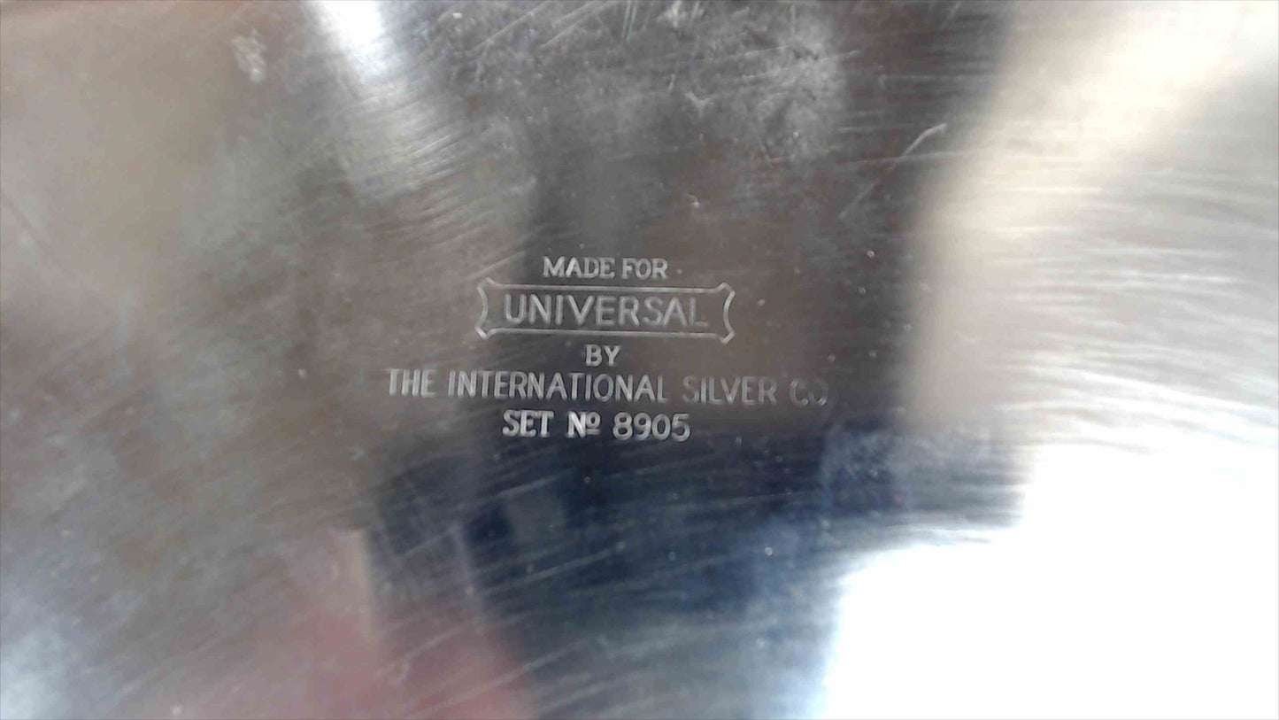International Silver Co. “Universal” Round Serving Tray – Set No. 8905 – 12" Silverplate