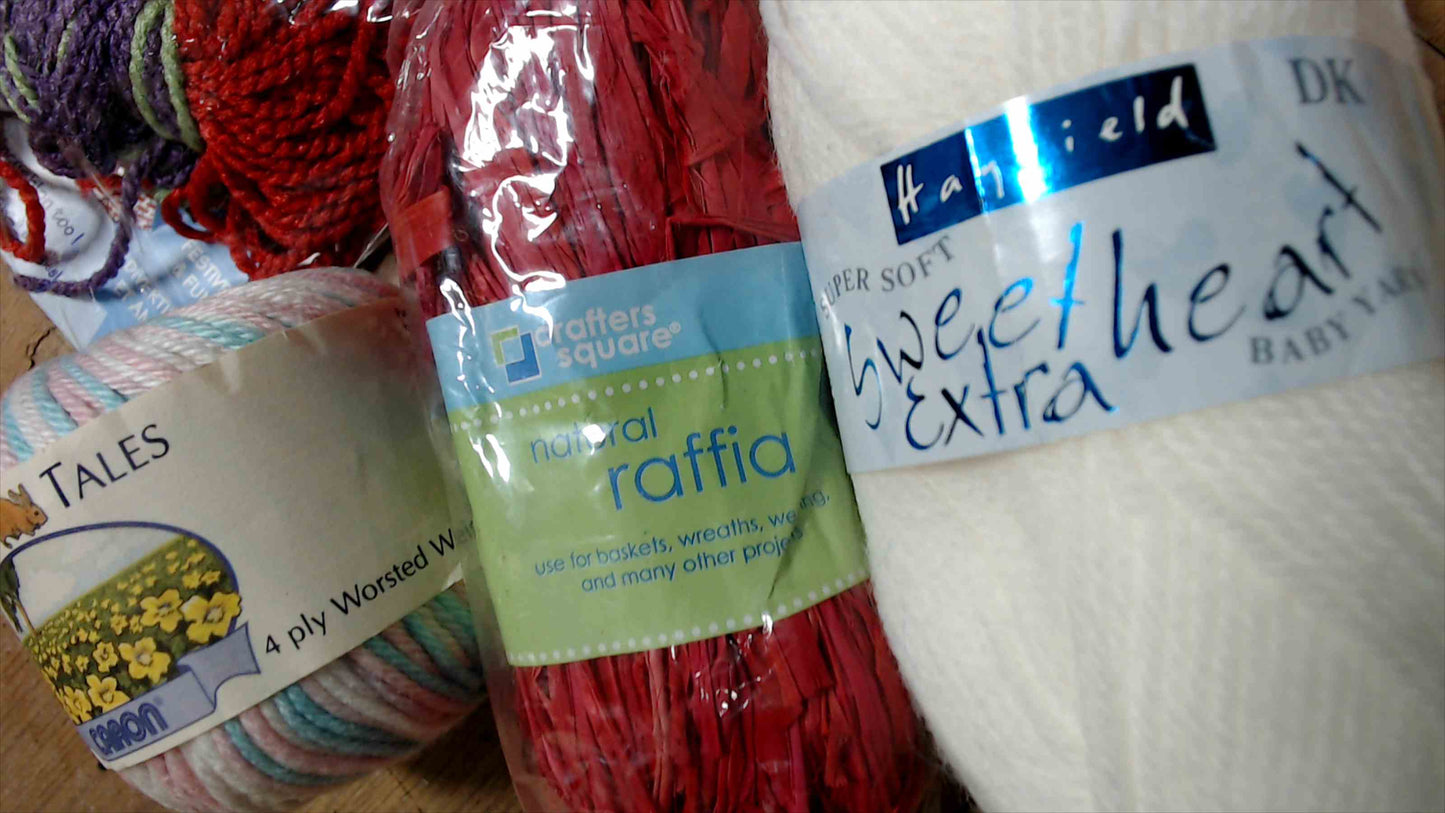 Mixed Yarn & Craft Lot – Baby Yarn, Raffia, Cotton Blend & Potpourri Holder Kit