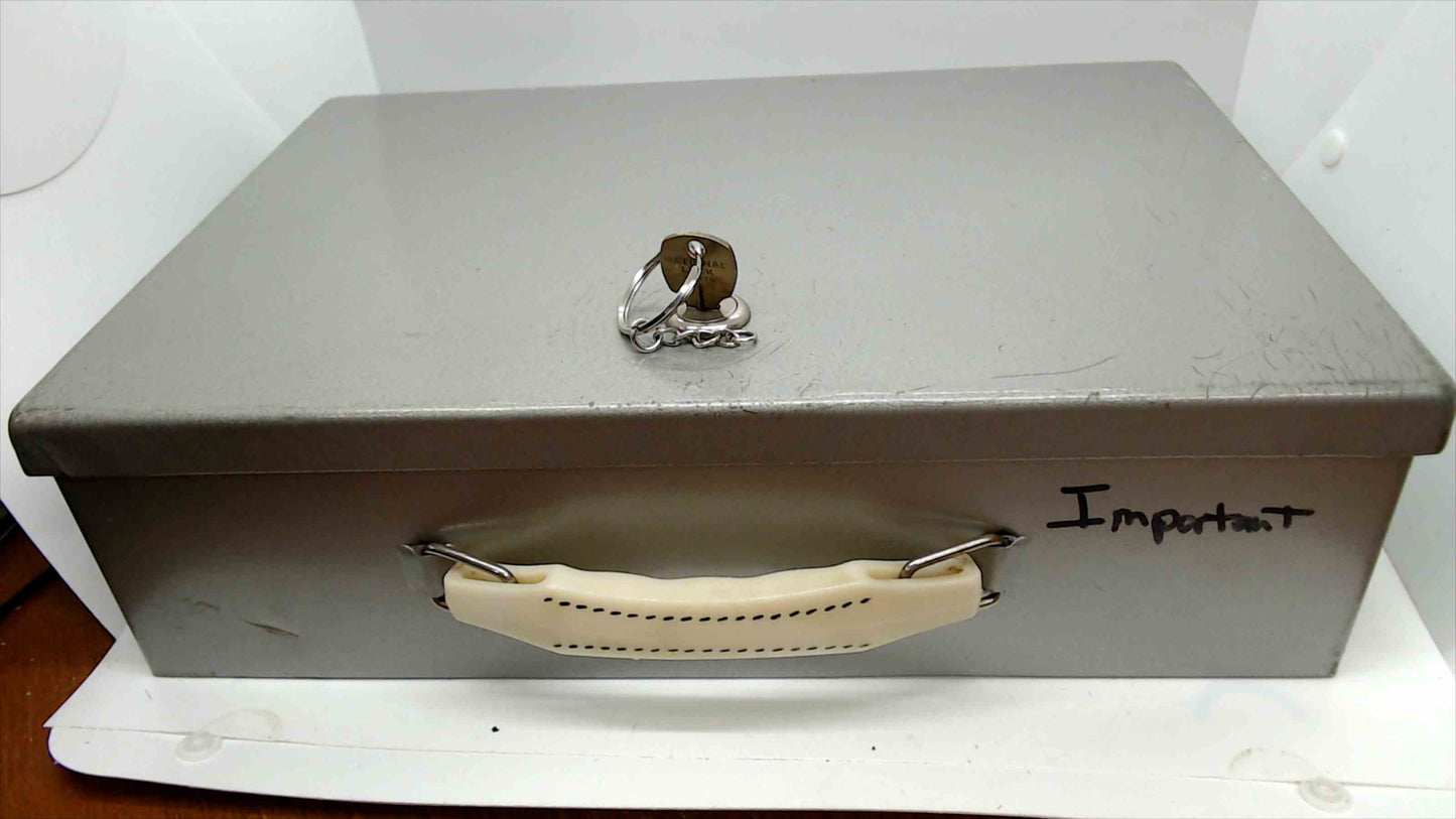 Vintage Heavy Duty Metal Locking Document Security Box – 14" × 9.5" × 4" – 10 lbs – Working Key Included