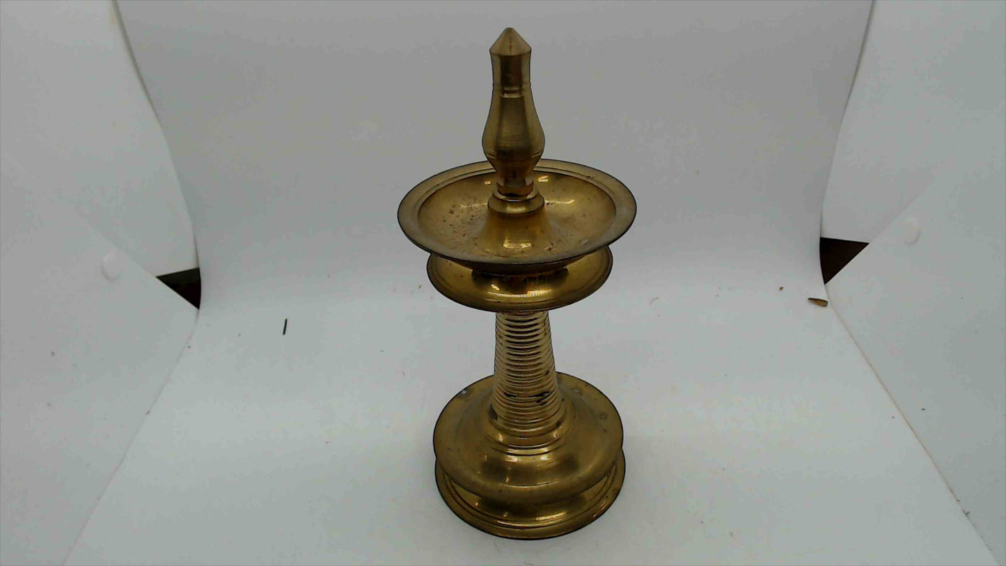 Vintage Solid Brass Indian Oil Lamp / Diya – Kerala Style – 8.5" Tall – 1.5 lbs – Temple Lamp