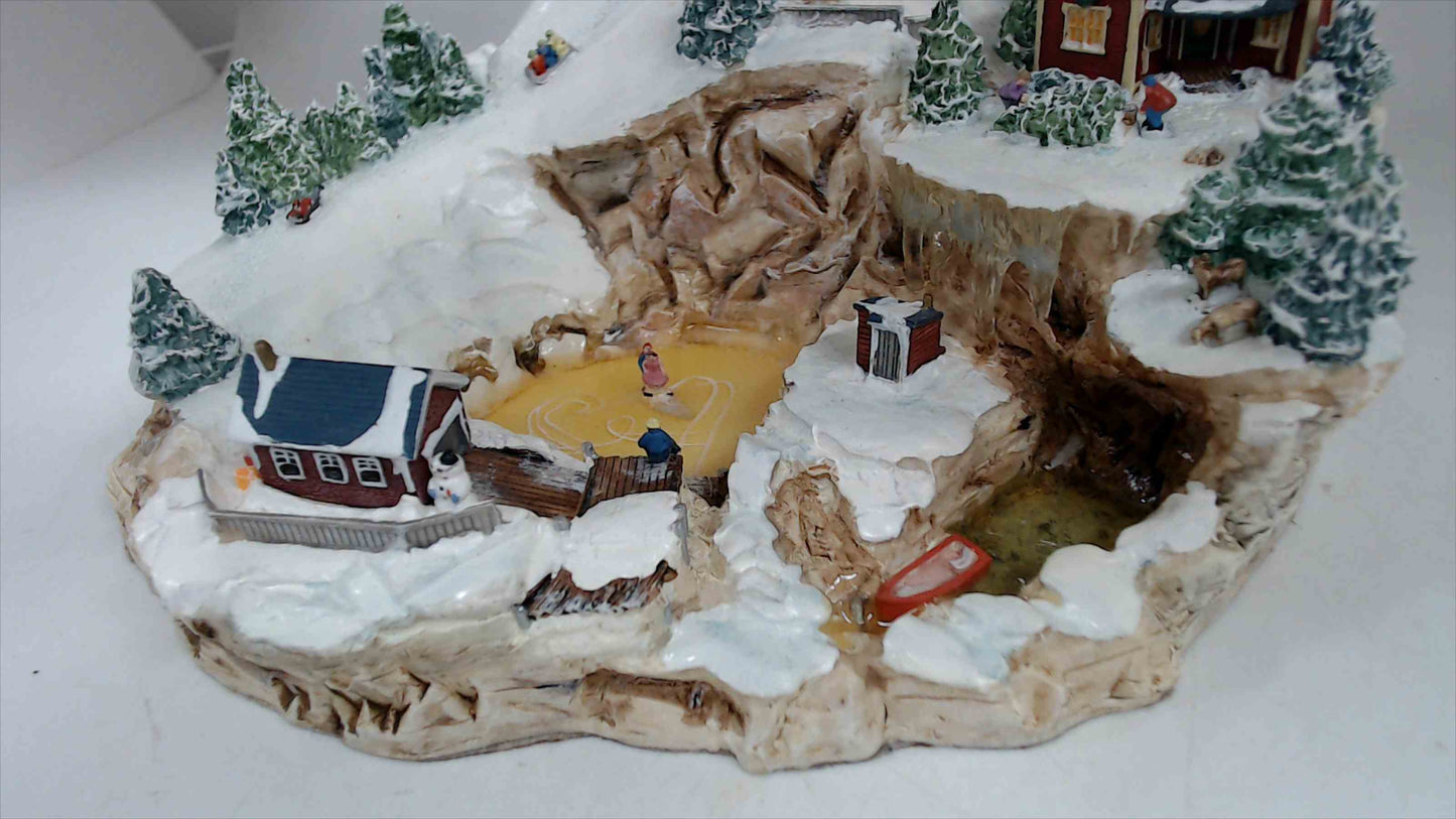 LENOX Light At Holiday Harbor 2001 Snowy Winter Lighthouse Village Sculpture