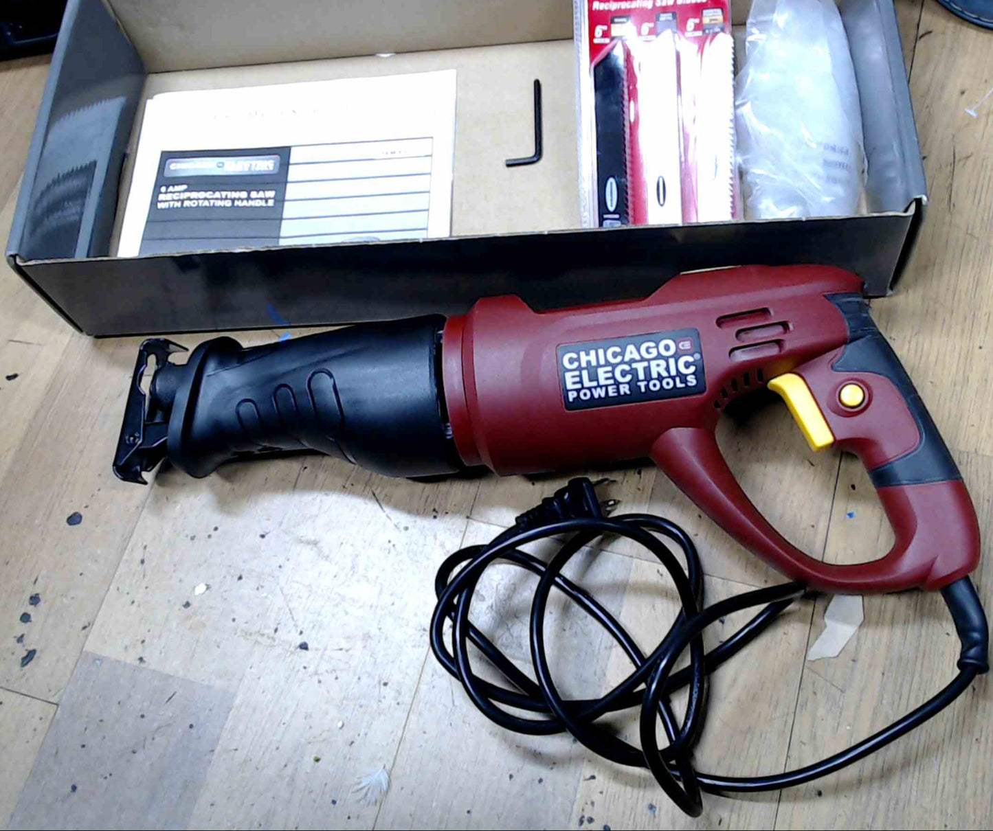 6 Amp Reciprocating Saw with Rotating Handle Chicago Electric Corded