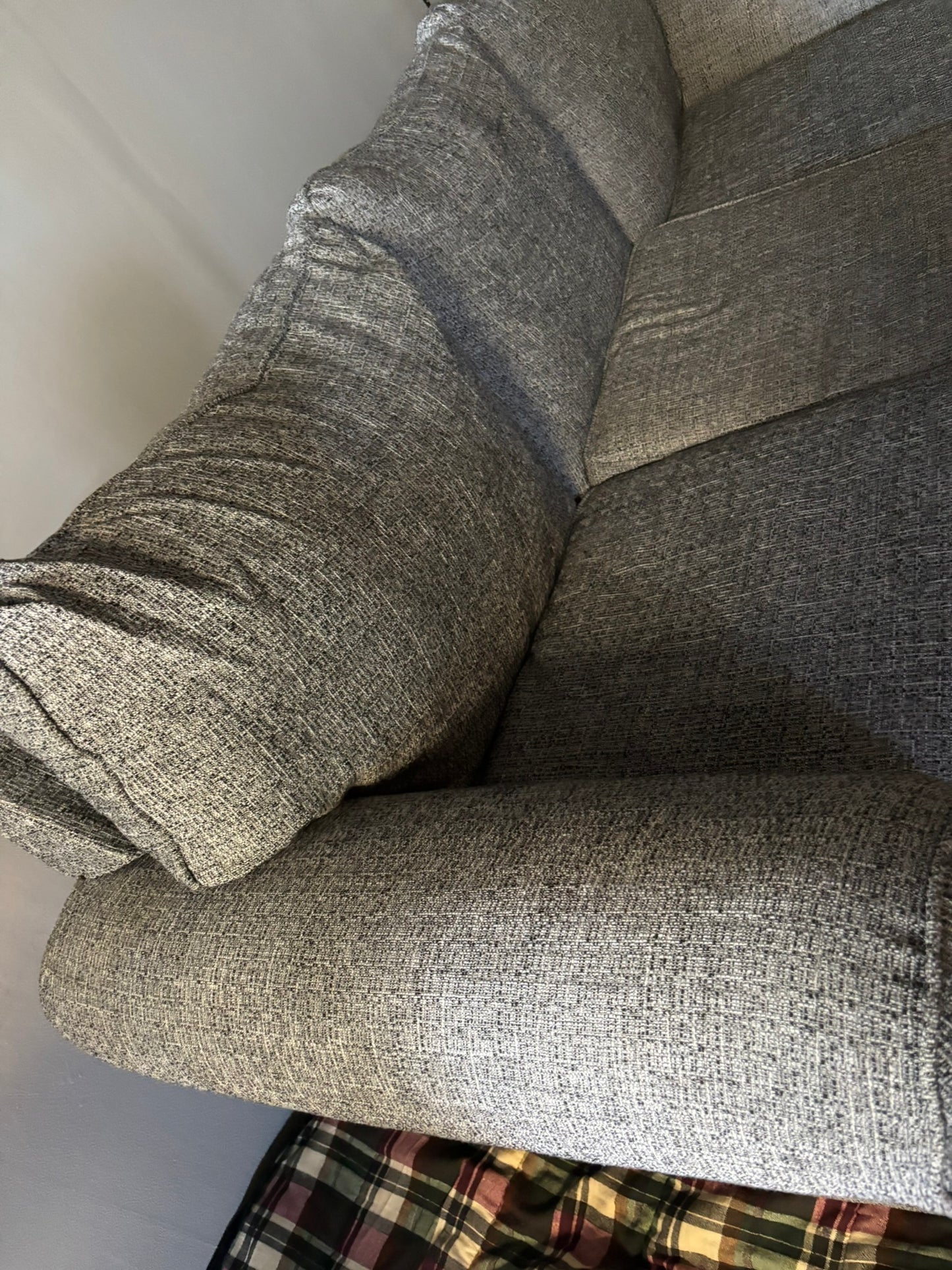 Modern Gray 3-Seat Upholstered Sofa – Comfortable & Stylish
