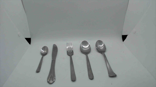Random Stainless Steel Silver Wear (Forks Knives Spoons) 31 Pieces