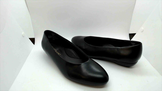 Highlights Black Faux Leather Comfort Flats- Woman Size 8.5