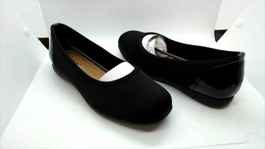 Comfortview Womans Stretch Round Toe Flat- Woman Size 8.5