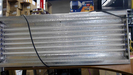 8-Bulb T5 Fluorescent Grow Light Fixture with Reflective Hood