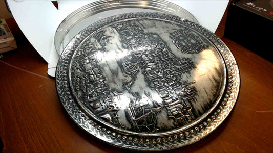 Vintage Embossed Metal Cookie Tin with European Cityscape Design – Lidded Decorative Storage Container