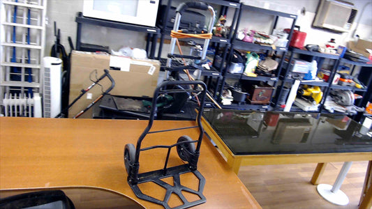 Heavy-Duty Folding Hand Truck Dolly with Telescopic Handle – Used