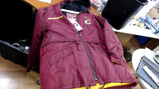 Vintage Washington Redskins NFL G-III Ladies First Hooded Jacket – Size Medium, NWT