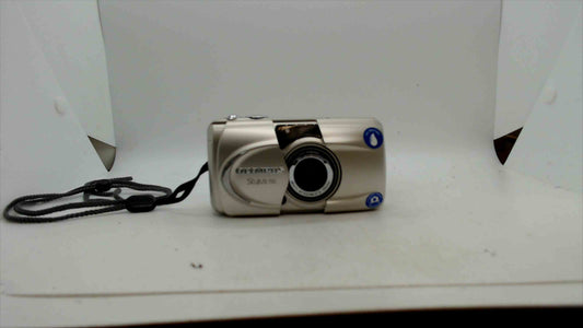 Olympus Stylus 140 (also known as mju-II Zoom 140