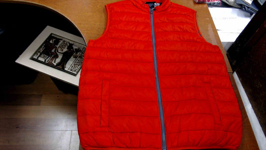 SwissTech Men’s Puffer Vest – Red – Size Large (42-44) – Brand New