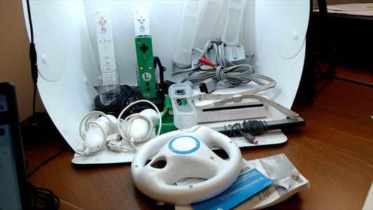 Nintendo Wii Console Bundle RVL-001 White w/ Controllers & Accessories