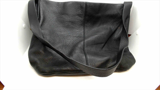 Ellington Black Leather Shoulder Bag