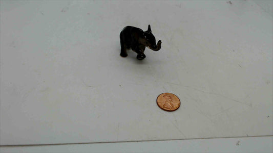 Vintage Miniature Ceramic Elephant Figurine – Hand-Painted