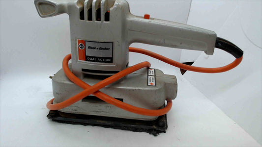 Black & Decker Deluxe Dual Action Sander 7420 – 120V, 2.5A, Made in Canada – Tested & Working