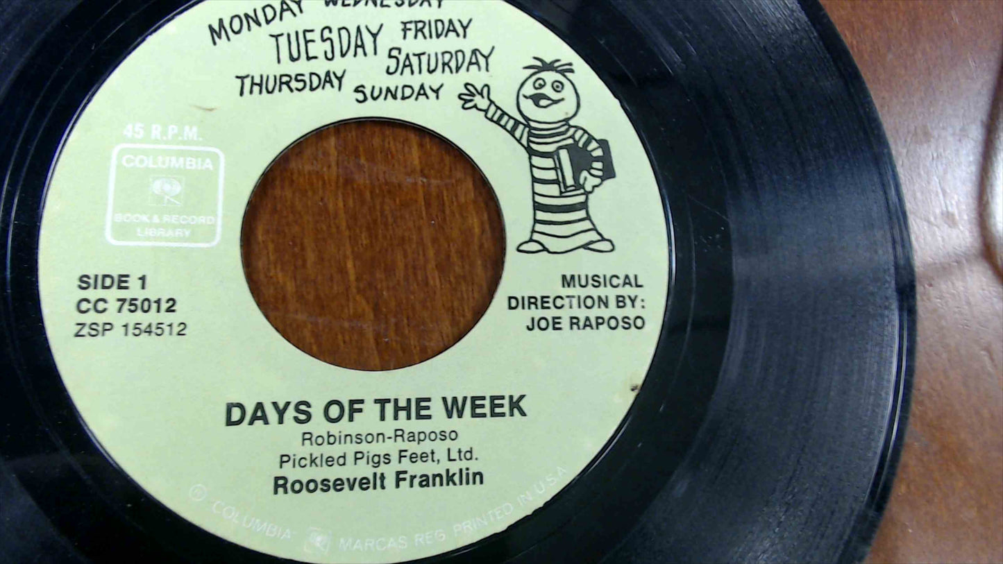 Sesame Street Roosevelt Franklin “Days of the Week / Mobity Mosely’s Months” 45 w/ Picture Book (1970) – Columbia Book & Record Library CC75012