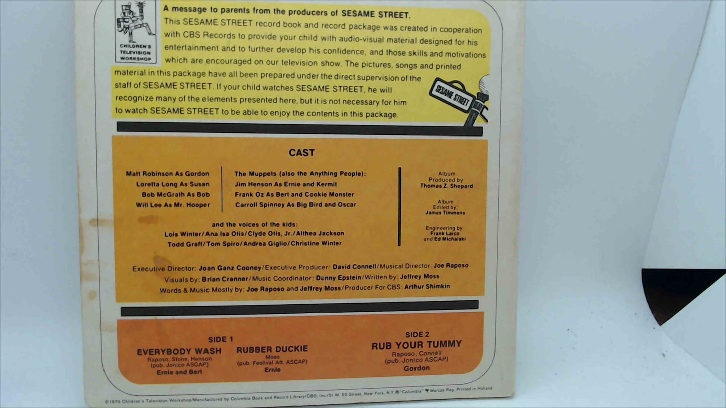 1970 Sesame Street “Rubber Duckie” Book & 45 RPM Record – Columbia CC 75007 (Ernie, Bert & Gordon)