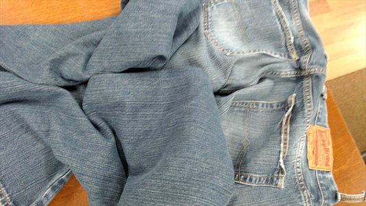 Lucky Brand Dungarees by Gene Montesano Men’s Jeans – Classic Fit, Regular Length, Size 36, Medium Wash