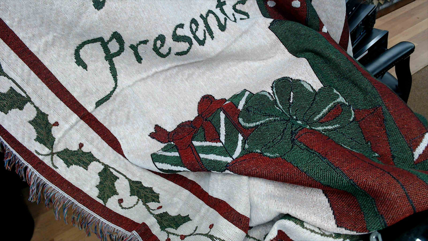 Holiday Tapestry Throw – “Friends Are the Best Presents” (4' x 5')
