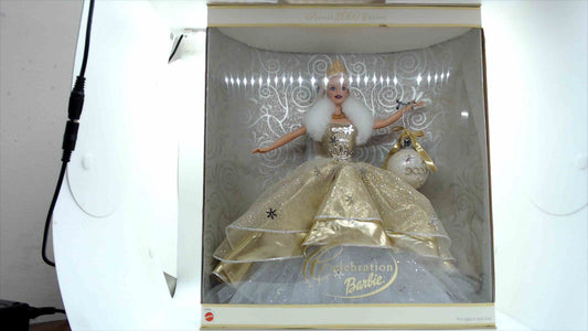 Celebration Barbie – Special 2000 Edition (Gold Gown) – New/Sealed