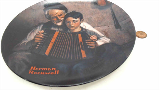 1981 Norman Rockwell “The Music Maker” Collector Plate – Edwin M. Knowles – Rockwell Heritage Collection – 8.5" – Plate #5892I (Bradex 84-R70-3.5)