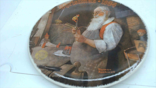 Norman Rockwell “Santa in His Workshop” 1984 Christmas Plate – Edwin M. Knowles, 8.5"
