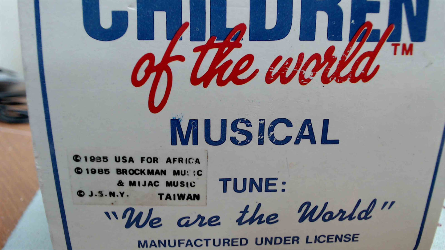 1985 “Children of the World” Musical Figurine – 4 Children on Globe – Plays We Are the World – Boxed – Taiwan