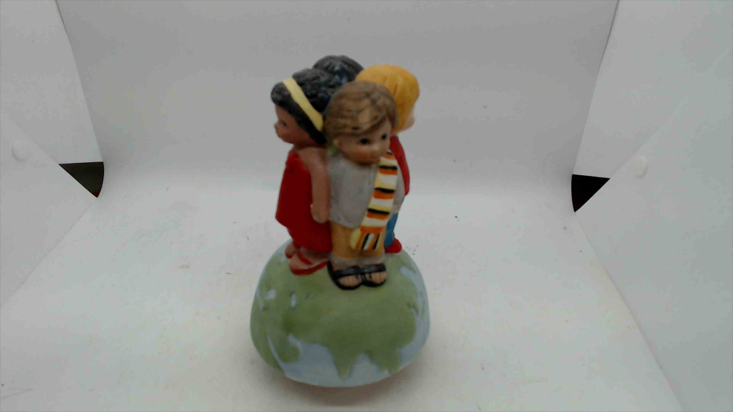1985 “Children of the World” Musical Figurine – 4 Children on Globe – Plays We Are the World – Boxed – Taiwan