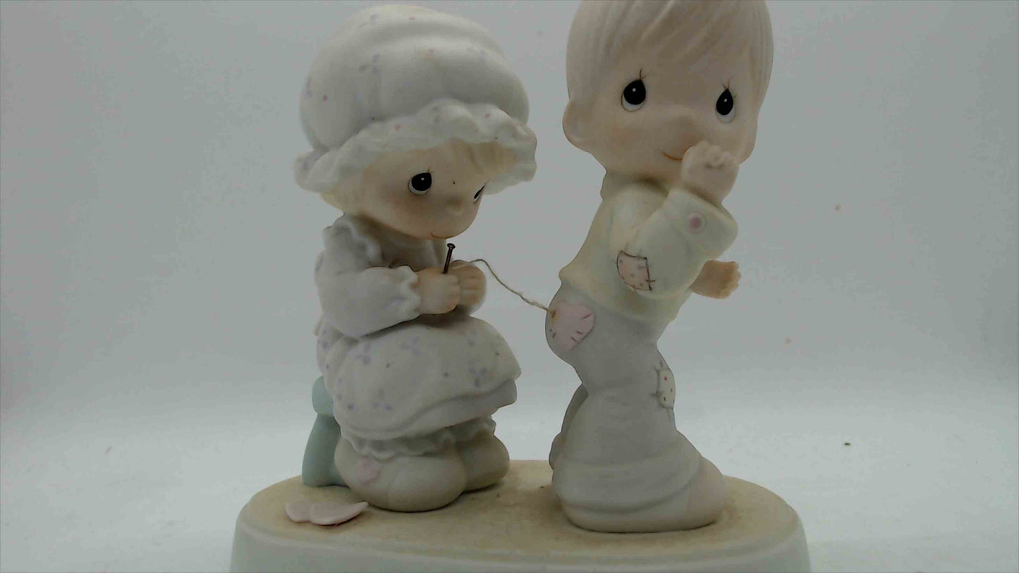 Precious Moments “Sew in Love” Figurine – 1987 Samuel J. Butcher – Enesco #106844 – Taiwan R.O.C.