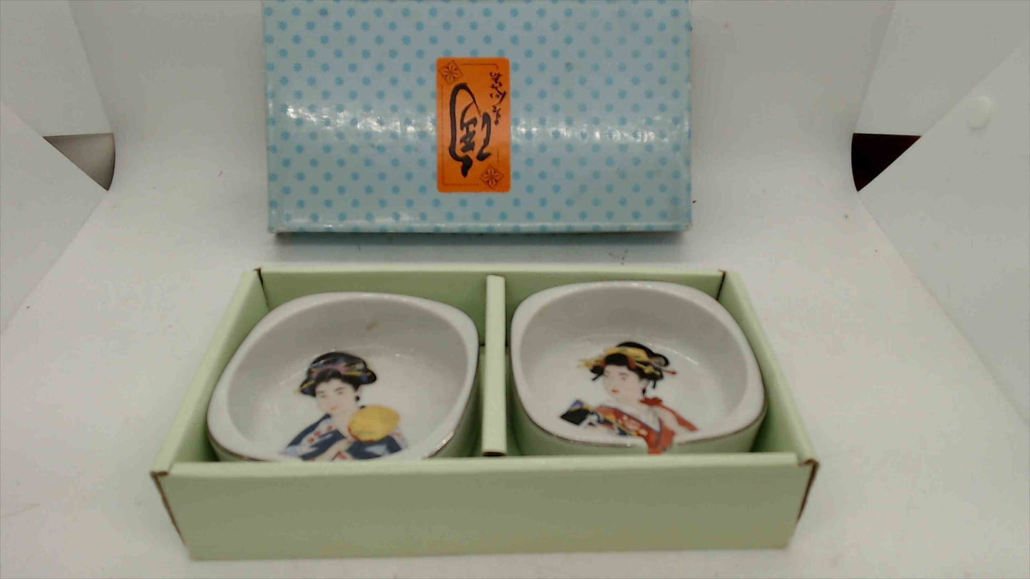 Pair of Vintage Japanese Geisha Ashtrays w/ Original Box – Porcelain Trinket Dishes