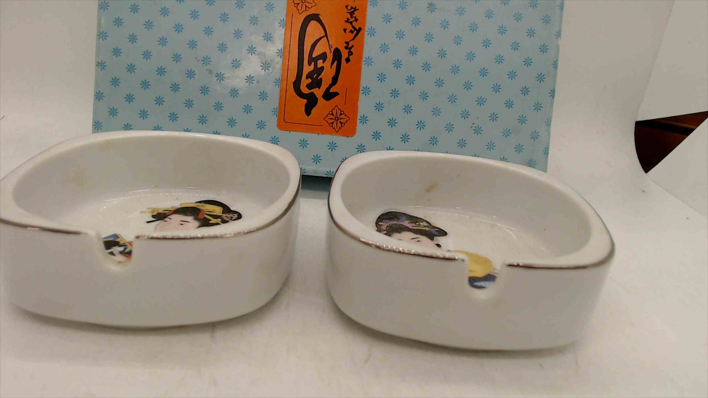 Pair of Vintage Japanese Geisha Ashtrays w/ Original Box – Porcelain Trinket Dishes