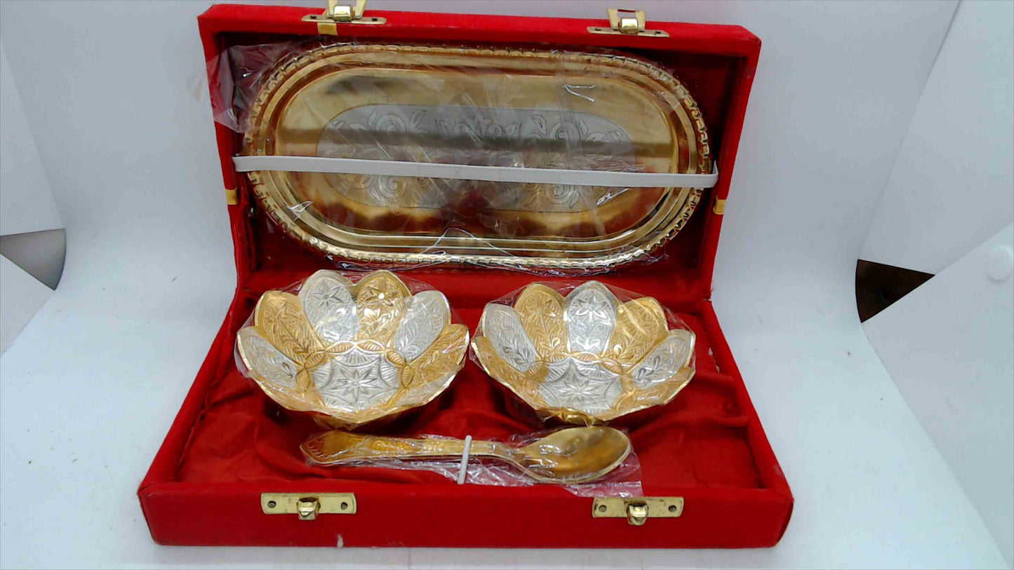 Gold & Silver Etched Serving Set in Red Velvet Gift Box – 4-Piece