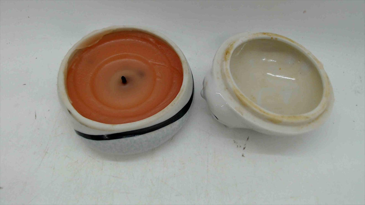 Elizabeth Arden Japan Sleeping Cat Ceramic Candle Jar – 2.5" x 3.5"