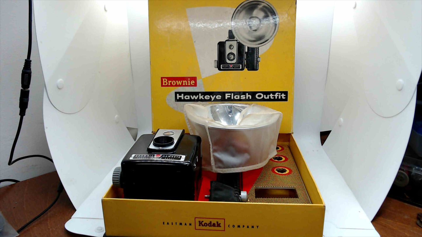 Vintage Kodak Brownie Hawkeye Flash Outfit Camera & Kodalite Flash – Untested w/ Box