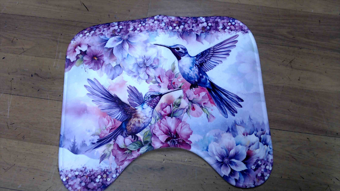 Hummingbird & Floral Bathroom Decor Set – 3 Rugs, Shower Curtain, Hooks & Gold Bird Accents – New