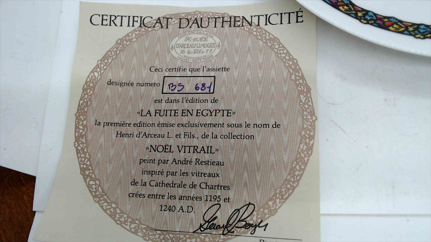 Henri d’Arceau Limoges Noël Vitrail “La Fuite en Egypte” Plate BS 681 w/ COA & Box – 1975