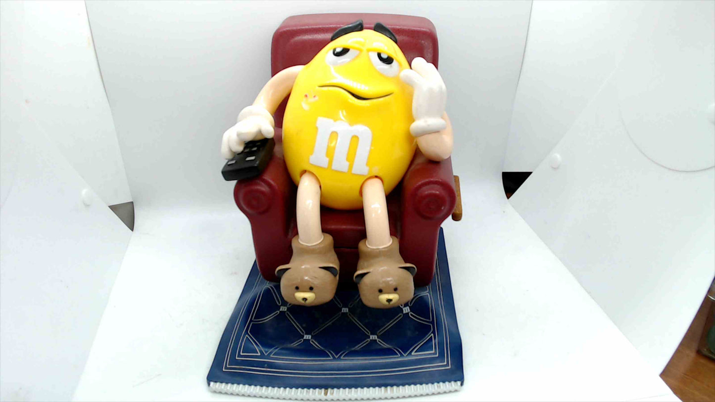 Vintage M&M’s Yellow Character Recliner Candy Dispenser – Tested & Working (1999)