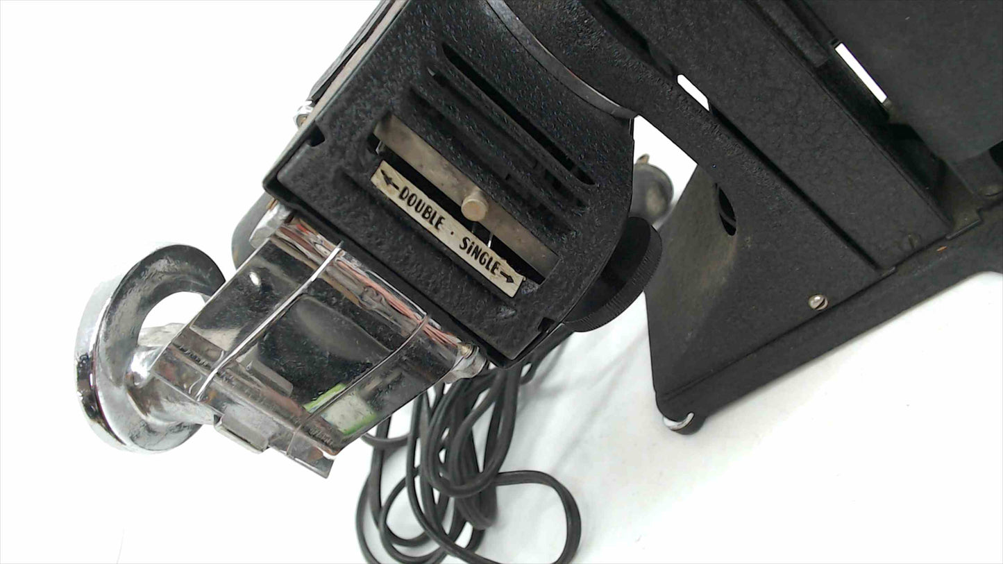 Vintage SVF “Picturo” Tri-Purpose Projector Model AAA w/ 2-Slide Changer & Case