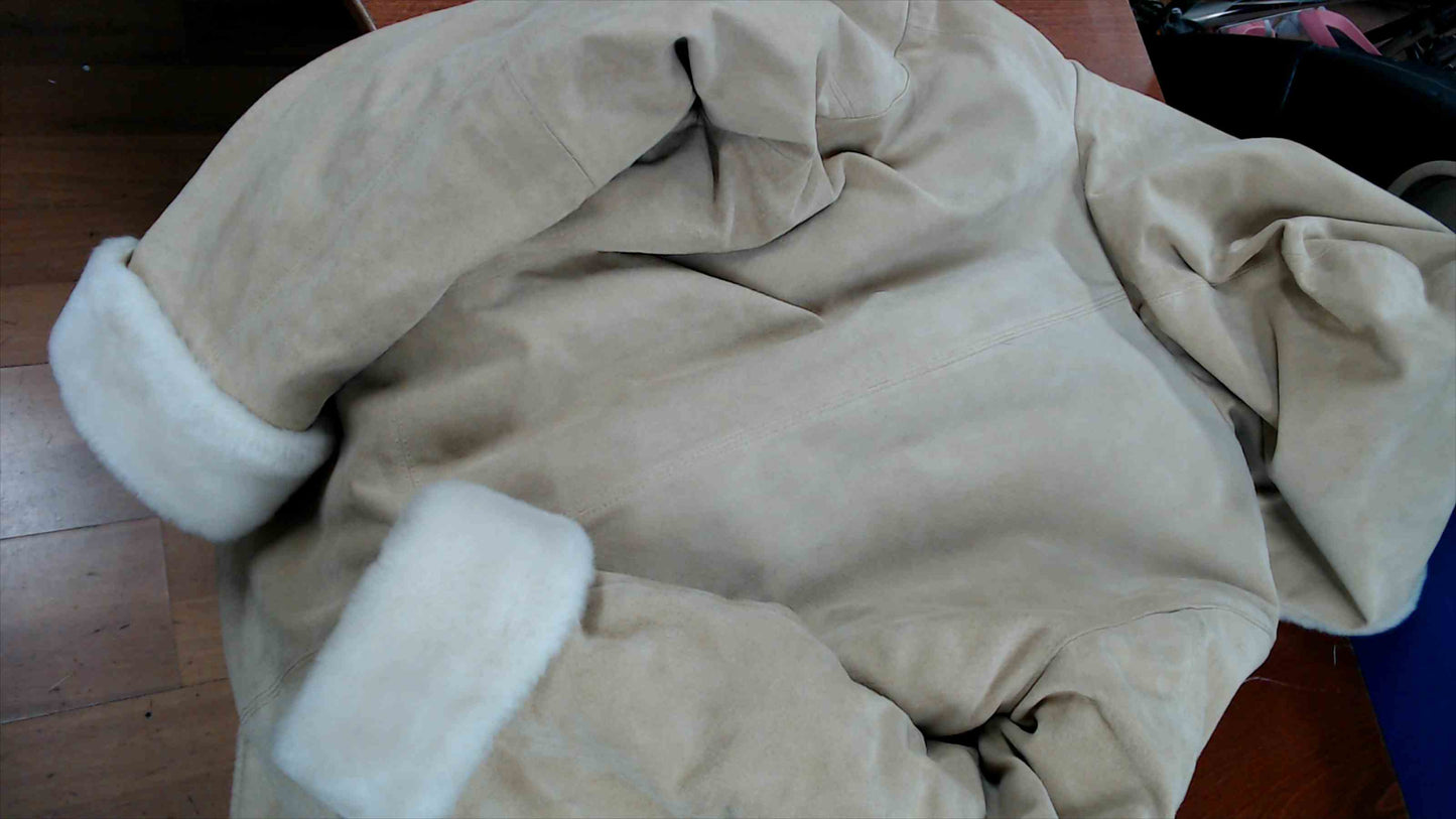 St. John’s Bay Women’s Genuine Leather Shearling-Lined Hooded Jacket – Beige – Size Large