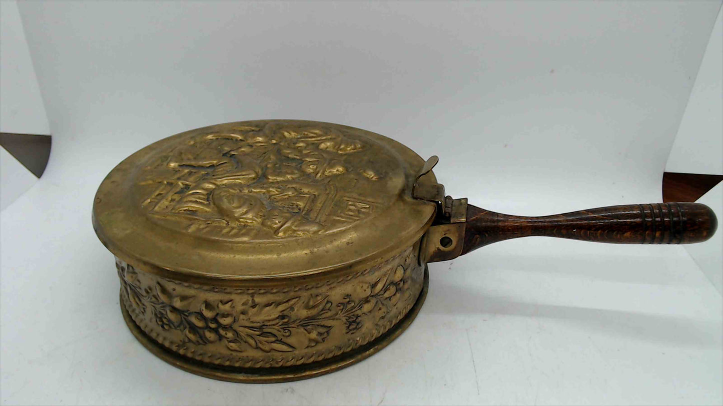 Vintage Peerage England Embossed Brass Coal Scuttle / Pot with Wooden Handle – Tavern Scene – Hinged Lid